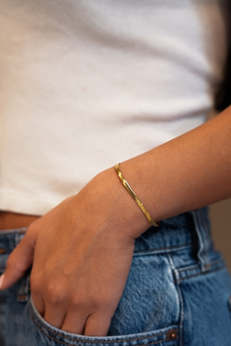 Essential Herringbone Bracelet