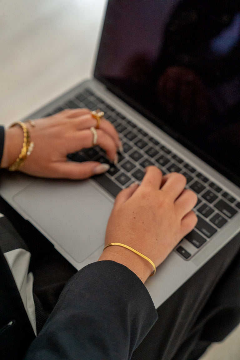 Essential Herringbone Bracelet